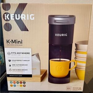 Keurig K-Mini Single-Serve Coffee Brewer less than 5” Wide -6-12oz NEW in Box